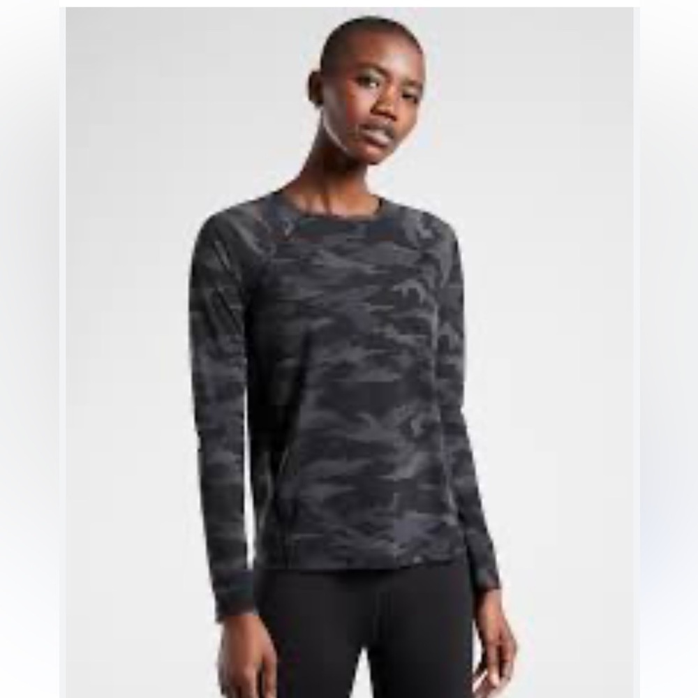 Athleta Ultimate Camo Train Top